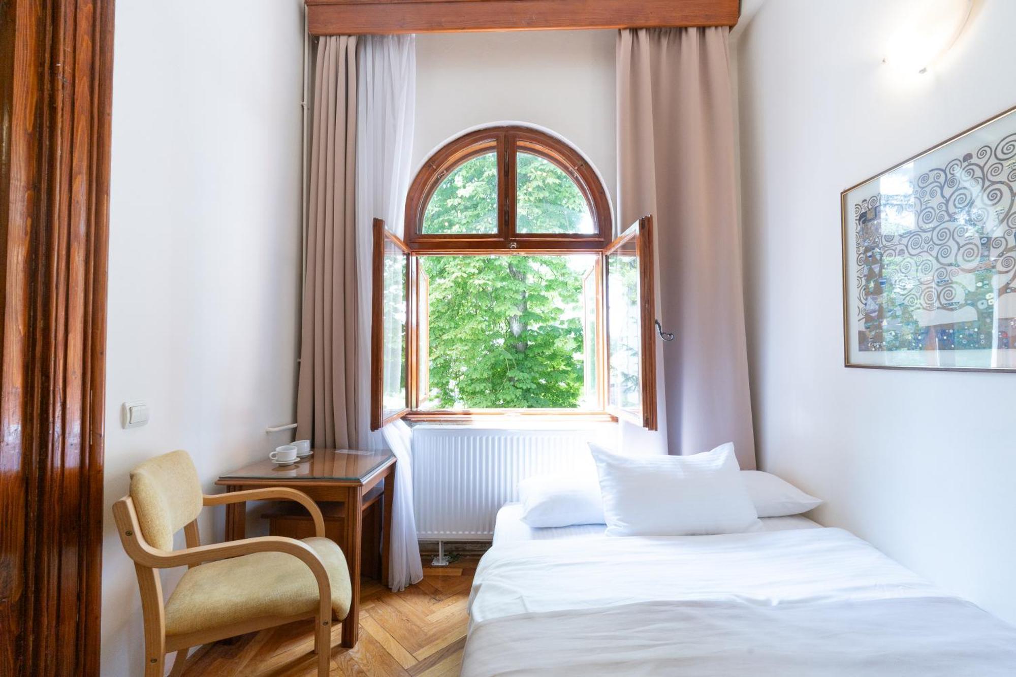 Vila Camelia Sinaia Exteriör bild